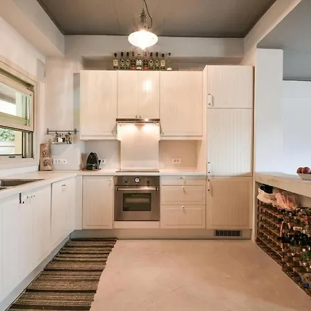 Villa Otzias Holiday home